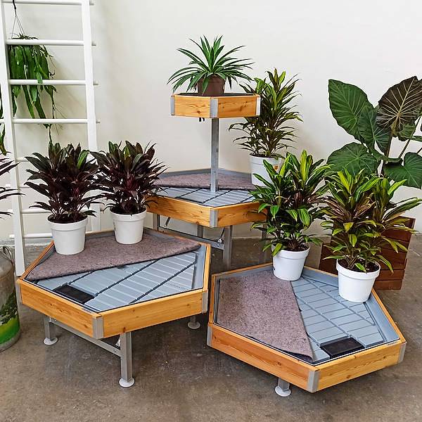 Sechseckiger Holztisch Linie Amor, Ausstellungs-Set: Set 3 STK + ZWEITE ETAGE, Farbe: Naturholz, Packung: 3 Sätze