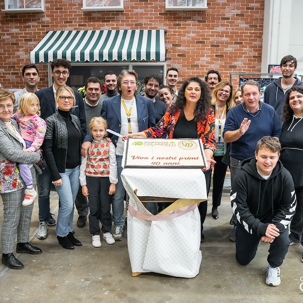 Presentazione Area Confezionamento