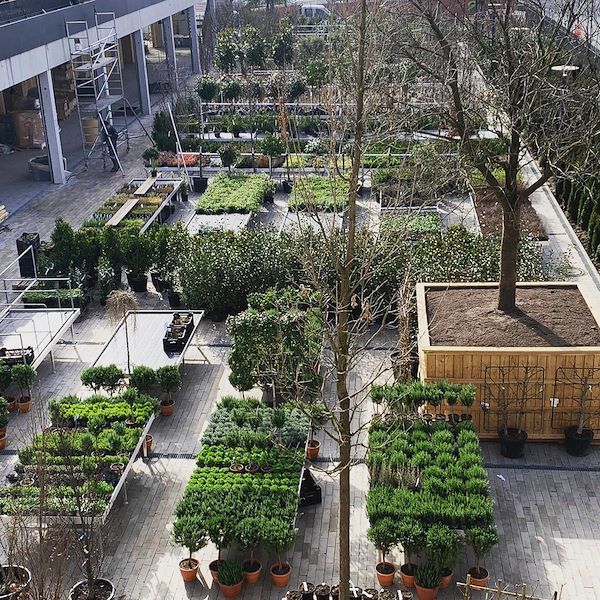 مقعد ثابت من الألومنيوم منخفض التكلفة