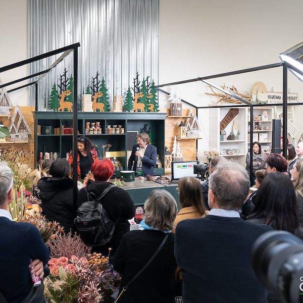 Orlandelli presents the new shopfitting concept for the wrapping area of plants and flowers