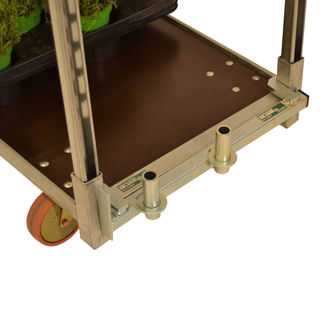 Helm und Abschlepphaken für mehrere Dänenkarren