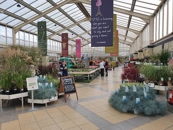 المشتل ، المنزل والحديقة