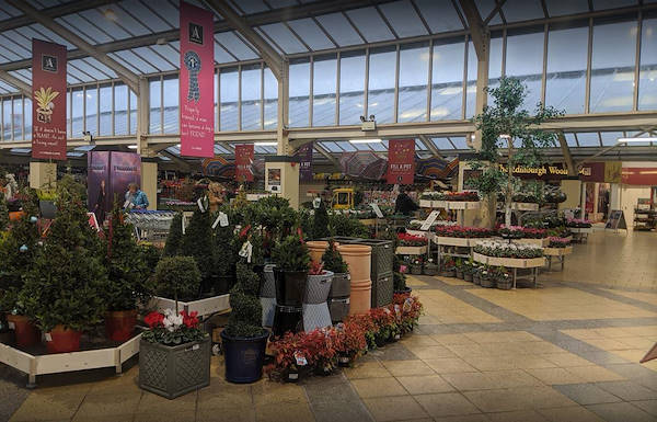 المشتل ، المنزل والحديقة