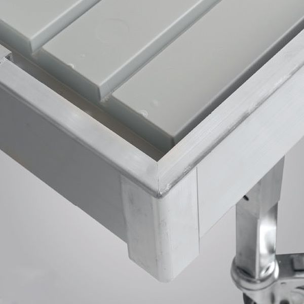 Ready-to-assemble fixed water tables in aluminum