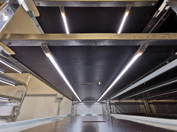 عربات DC الجديدة مع مجموعة إضاءة C-LED