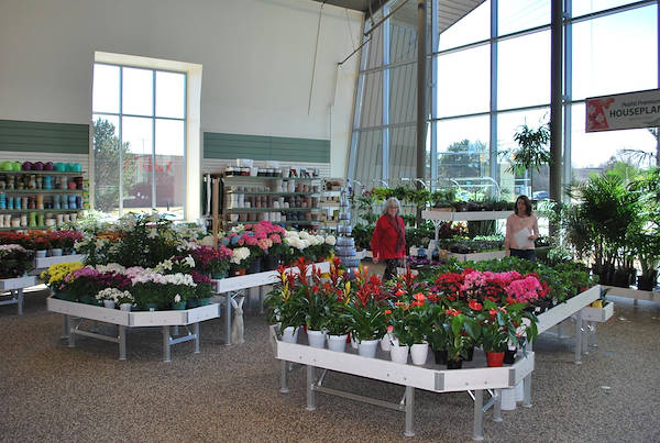 Inaugurano i nuovi Garden Center Petitti