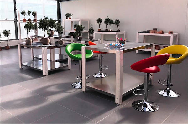 L'Az. Agr. Anania Patrizia si rifà il look: il nuovo Showroom griffato Orlandelli