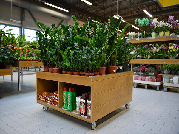 MERKUR esalta il reparto piante e fiori con i concept Orlandelli