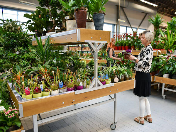 MERKUR esalta il reparto piante e fiori con i concept Orlandelli