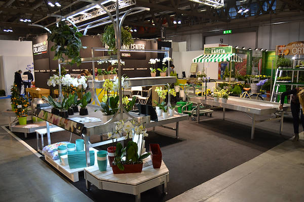 Gallery stand Orlandelli