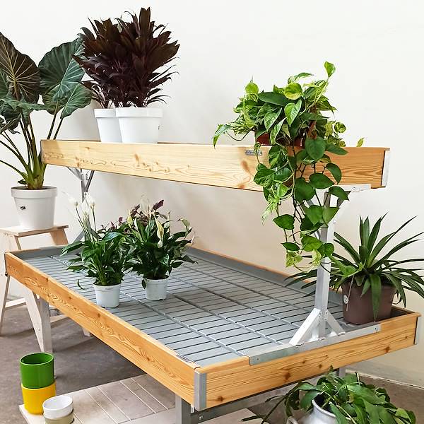 Erhobener Holztisch Linie AMOR