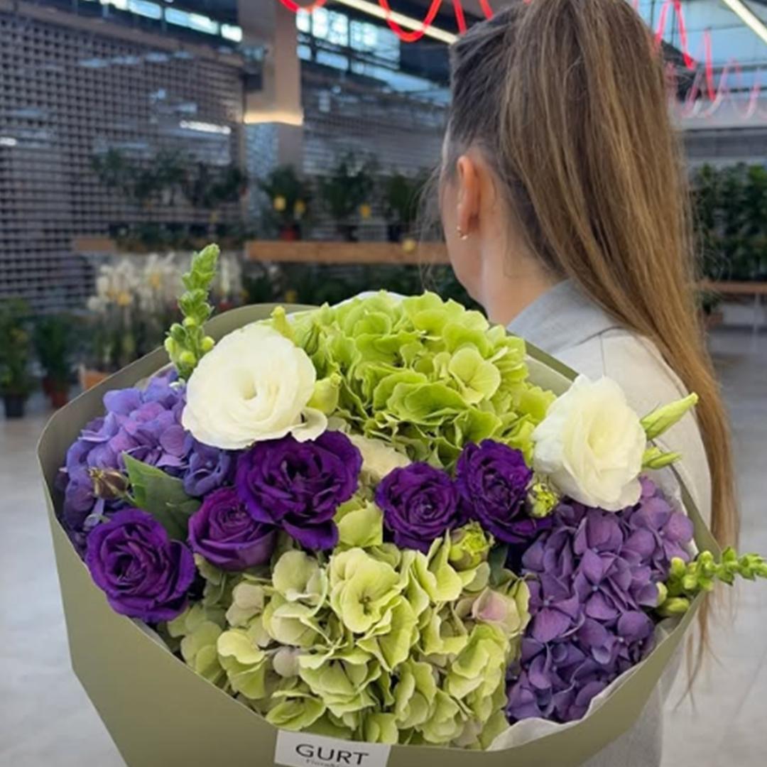 Gurt Flora Kyiv - Esposizione Bouquet e Arredi Orlandelli