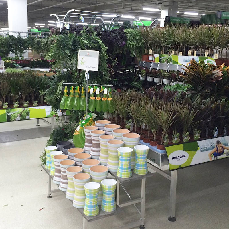 Stufenverkaufstisch mit 2 Ebenen aus Holz