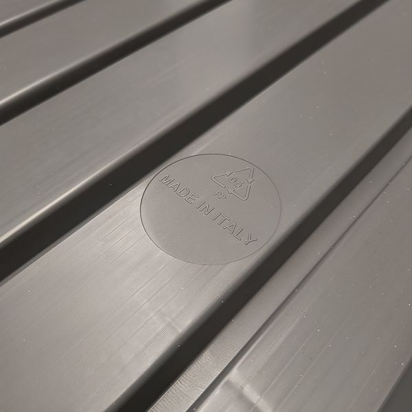 Euro pallets water tray