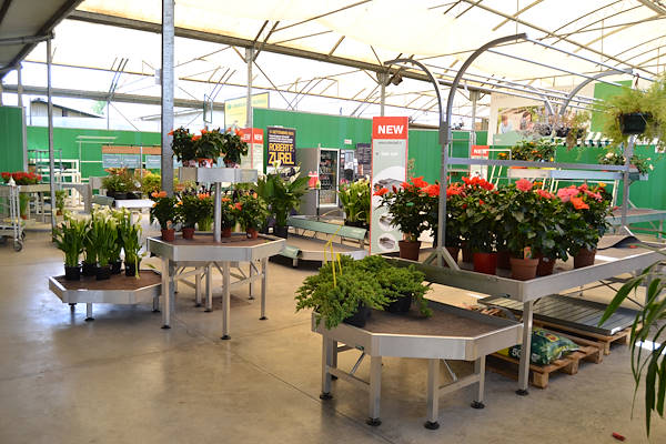 Welcome to our new showroom! 