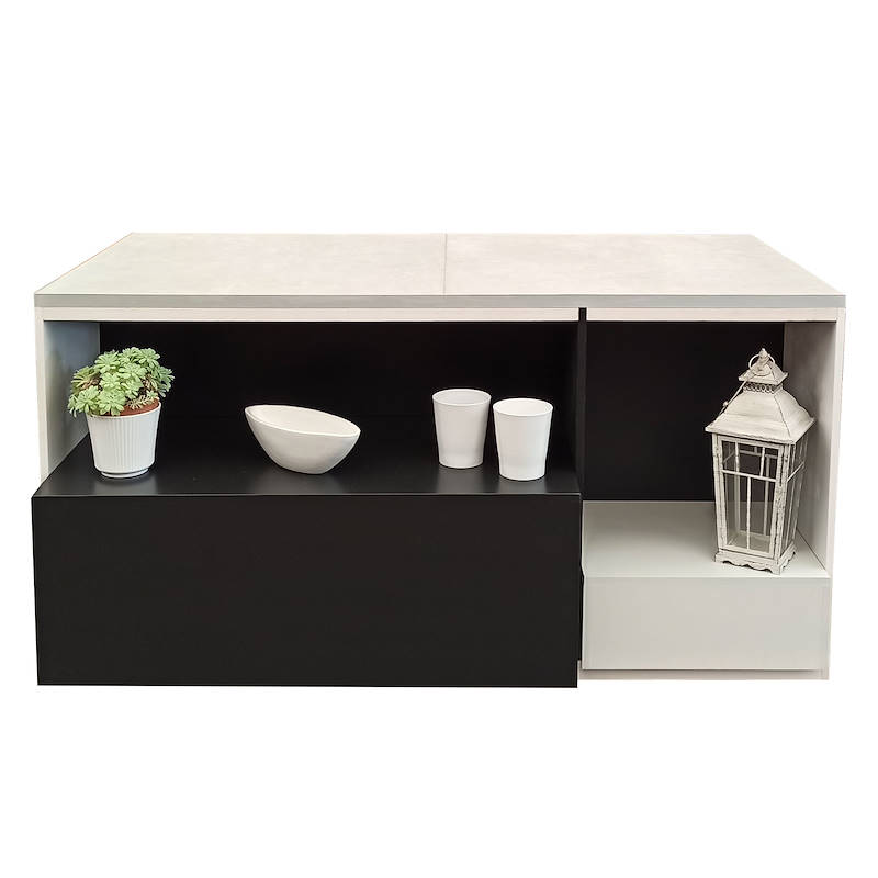 Wood work table covered in ceramics